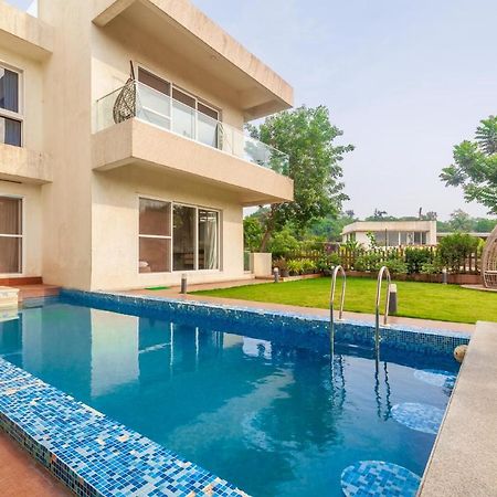 Villa Azul By Stayvista, Offering A Snooker Table, Terrace, Swimming Pool & A Spacious Lawn With A Charming Gazebo For A Perfect Getaway Lonavala Extérieur photo