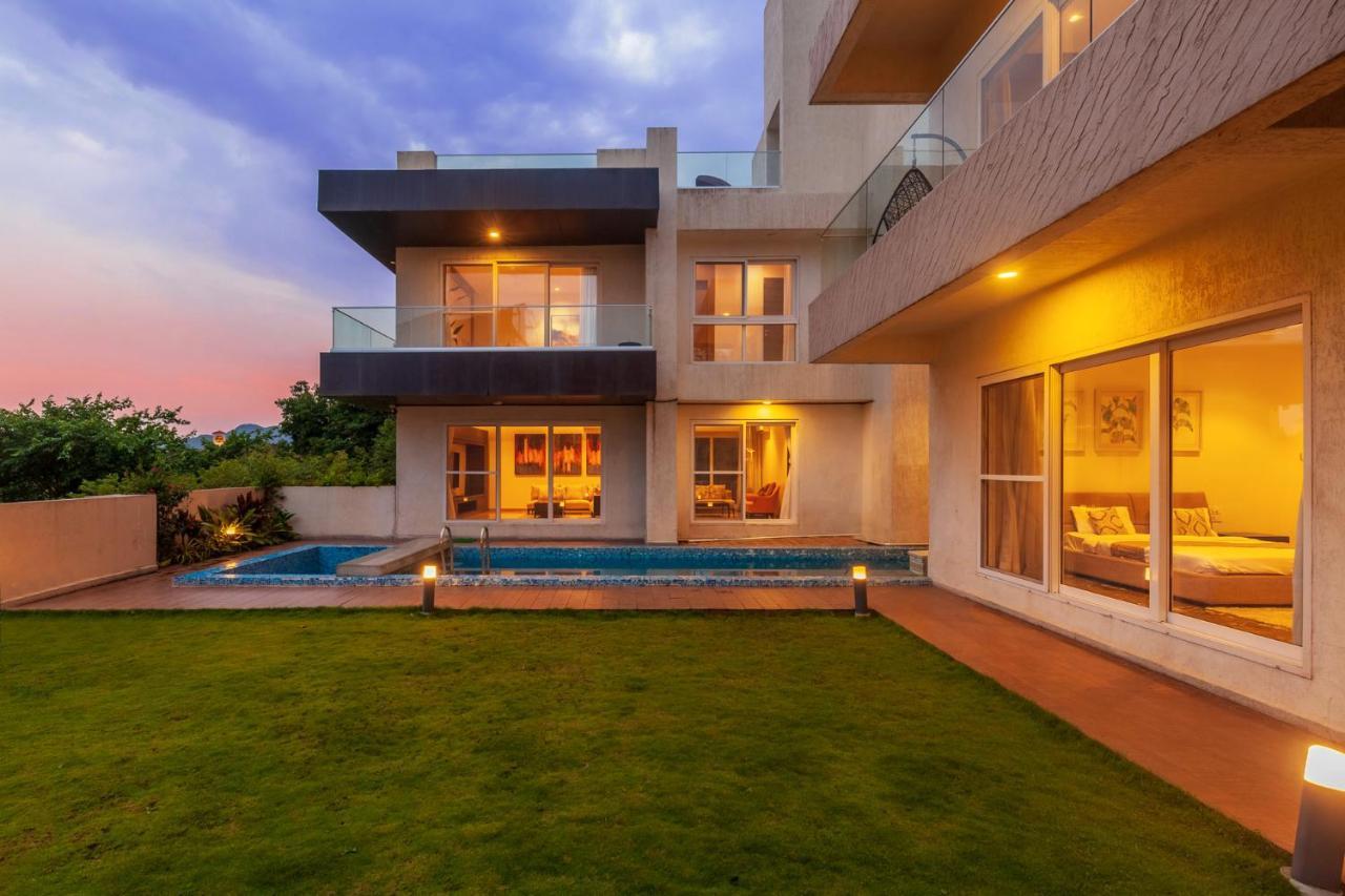 Villa Azul By Stayvista, Offering A Snooker Table, Terrace, Swimming Pool & A Spacious Lawn With A Charming Gazebo For A Perfect Getaway Lonavala Extérieur photo