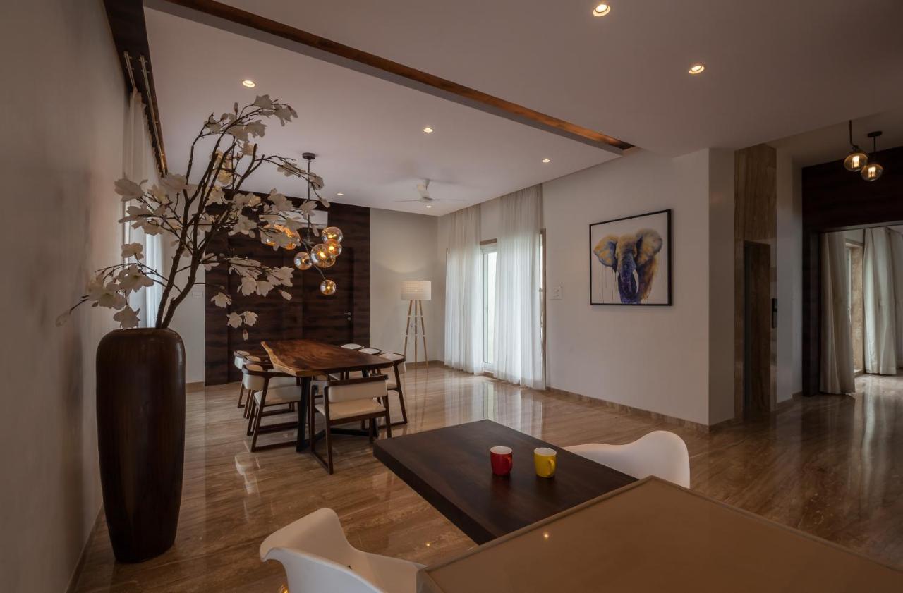 Villa Azul By Stayvista, Offering A Snooker Table, Terrace, Swimming Pool & A Spacious Lawn With A Charming Gazebo For A Perfect Getaway Lonavala Extérieur photo